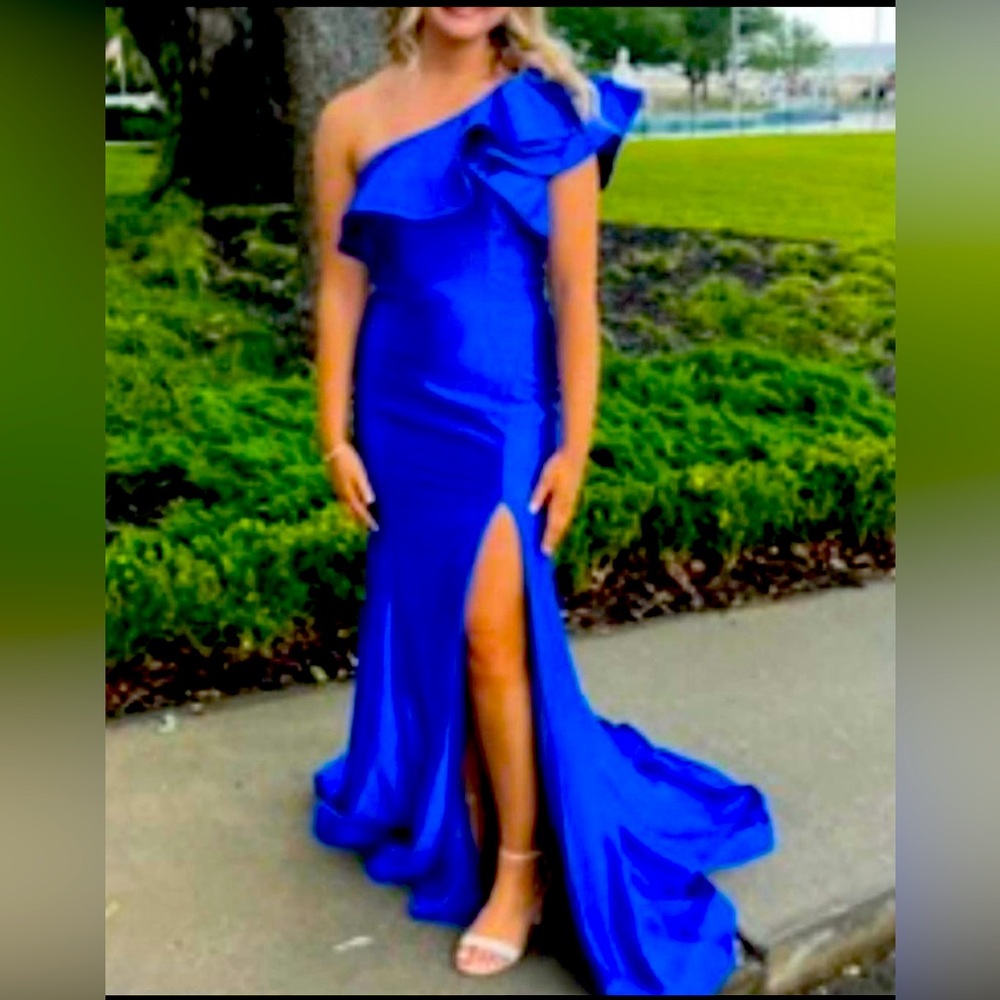 Amelia Couture AC5042 One Shoulder Mermaid Prom Gown, Royal Blue, size 4